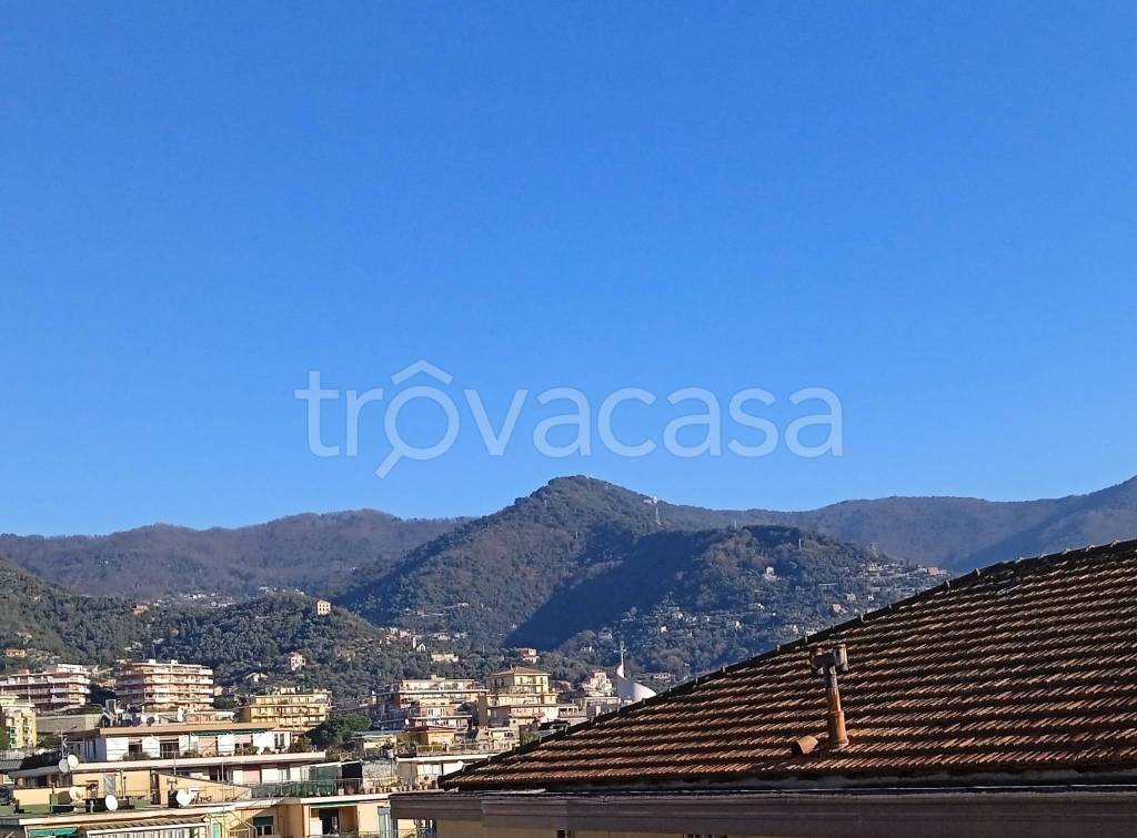 Appartamento in vendita a Rapallo via Privata Giuseppe Sbarbaro
