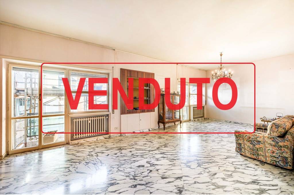 Appartamento in vendita a Roma via di Monte del Gallo, 30