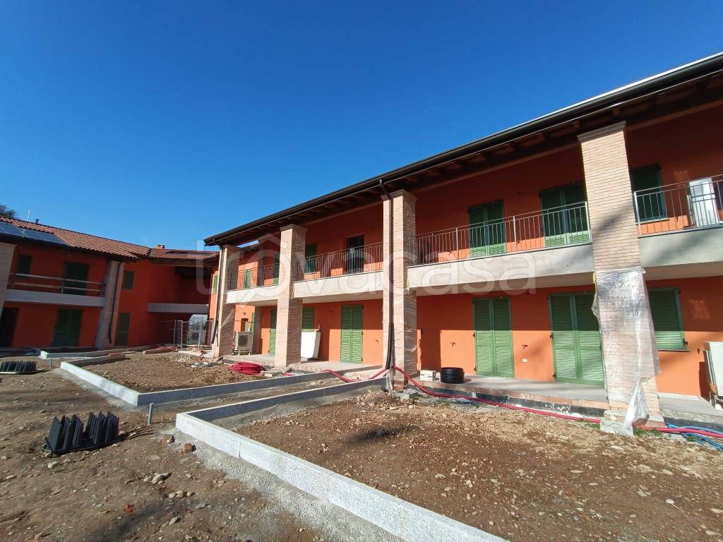 Appartamento in vendita a Rodano via Giuseppe Garibaldi, 2