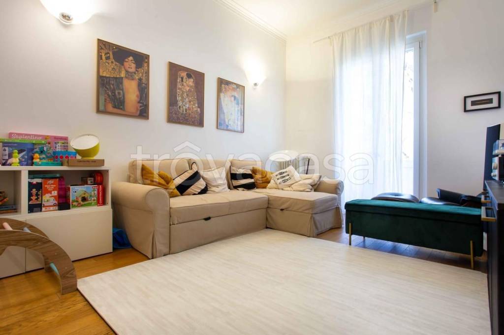 Appartamento in vendita a Milano via Conca del Naviglio, 7