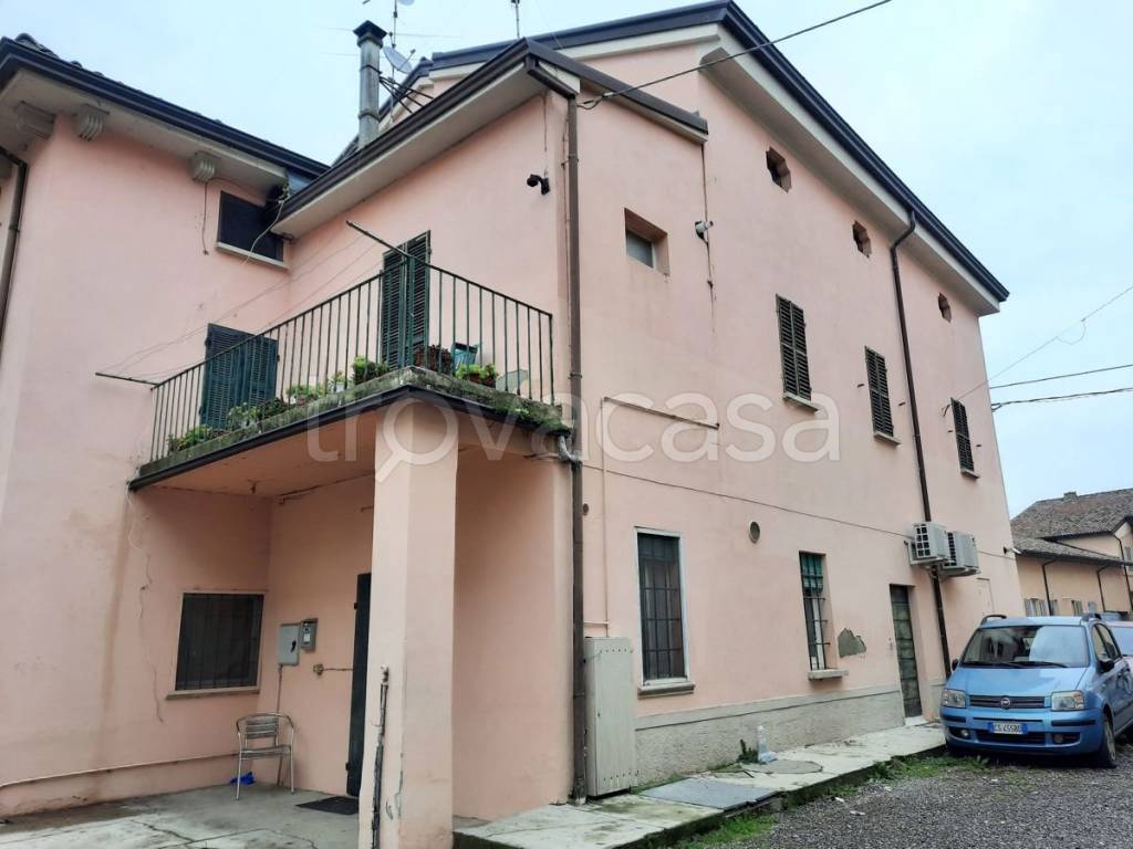 Appartamento in vendita a Gragnano Trebbiense via roma , 81