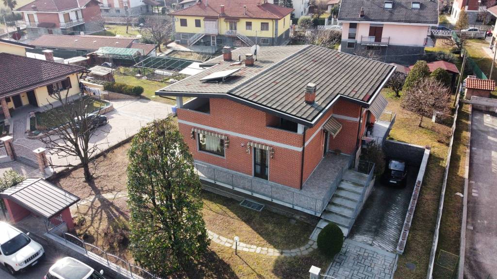 Villa in vendita a Robassomero via fenoglio, 1