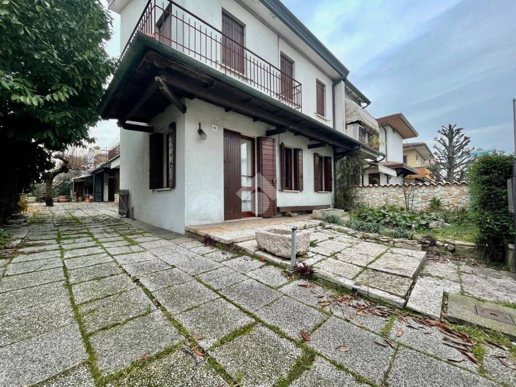 Villa in vendita ad Albignasego via Roma, 47