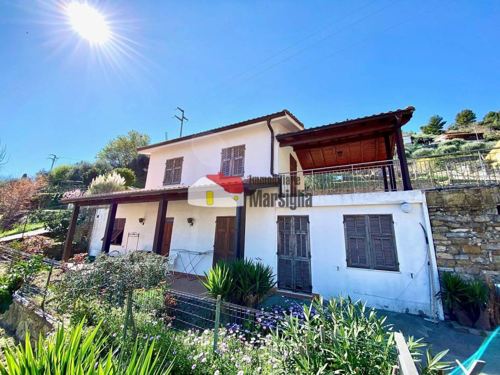 Villa in vendita a Sanremo strada San Lorenzo