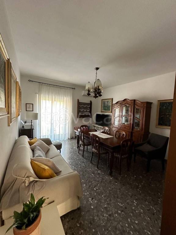 Appartamento in vendita a Roma via Dalmine, 183