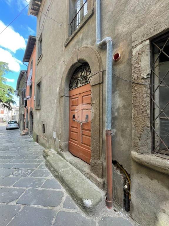 Appartamento in vendita a Montefiascone via Giuseppe Garibaldi, 25