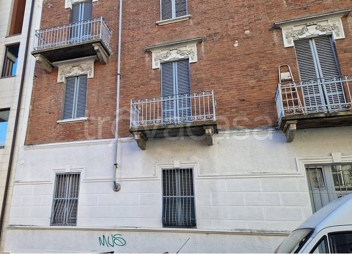 Appartamento in vendita a Torino via Gattico, 15