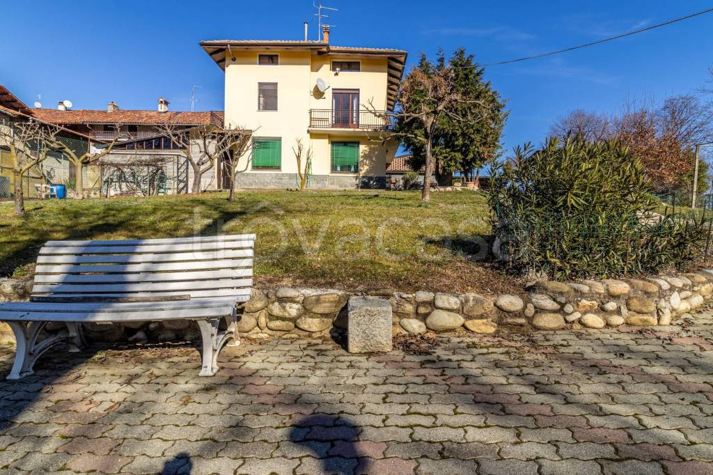 Casa Indipendente in vendita a Zubiena casale Roletto, 62