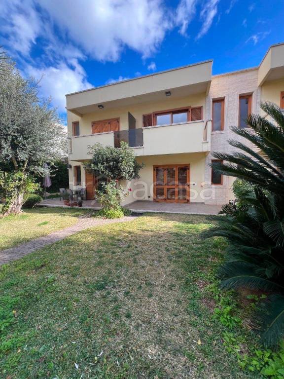 Appartamento in vendita a Palermo via Telemaco, 23