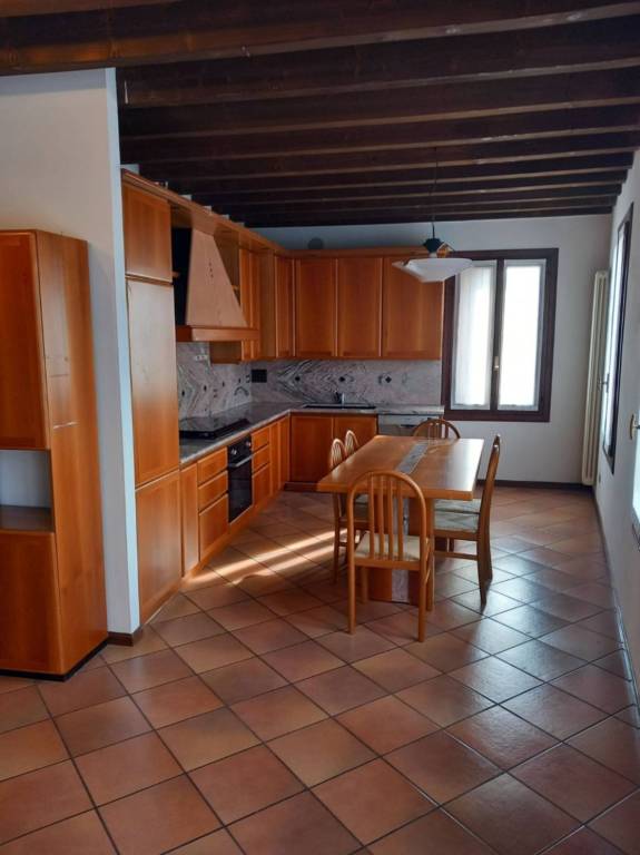 Appartamento in in affitto da privato a San Vito di Leguzzano via Trento Trieste, 1