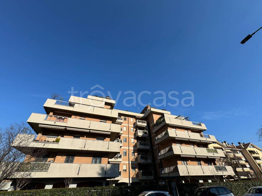 Appartamento in vendita a Rozzano via Piave, 66