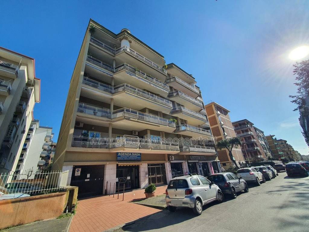 Appartamento in vendita a Caserta via Cornacchia, 18