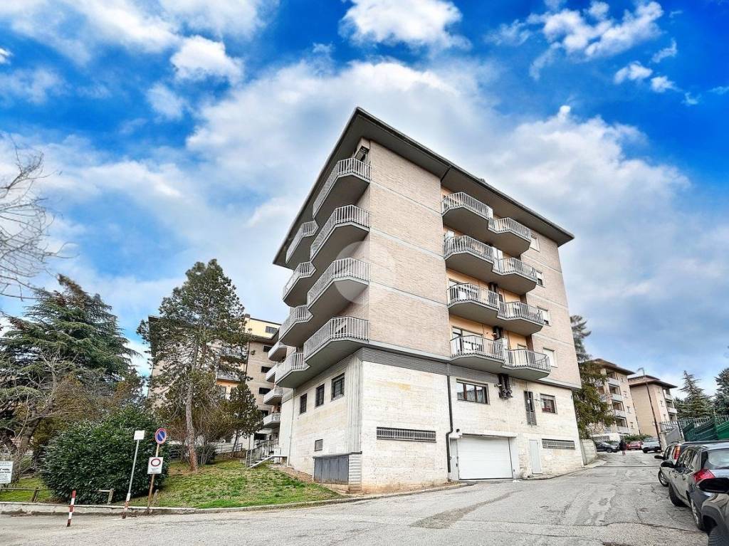 Appartamento in vendita a L'Aquila via Monte Matese, 1