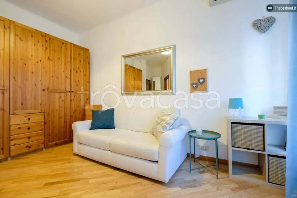 Appartamento in affitto a Milano via Sebastiano del Piombo,23