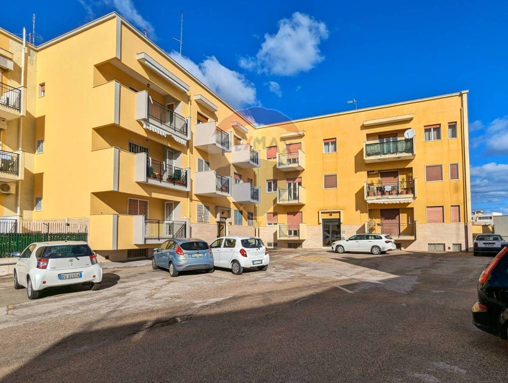 Appartamento in vendita a Bari via Giuseppe Giusti, 21