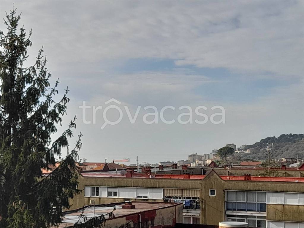 Appartamento in vendita a Salerno via Ernesto Bruno, 19