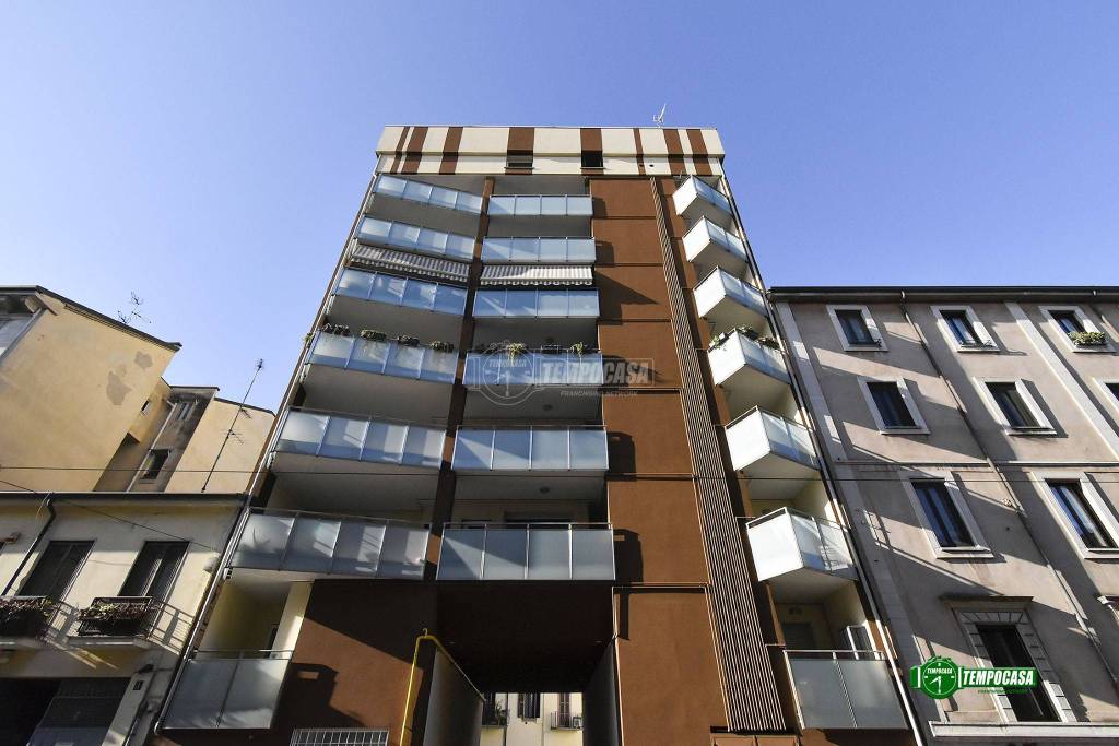 Appartamento in vendita a Milano via Nicola d'Apulia 5