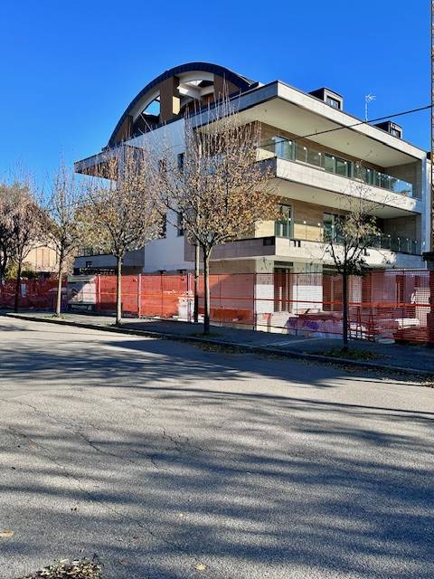 Appartamento in vendita a Monza via Andrea Doria, 3