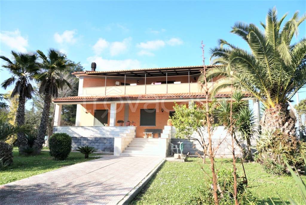 Villa in vendita a Foggia viale Luigi Pinto