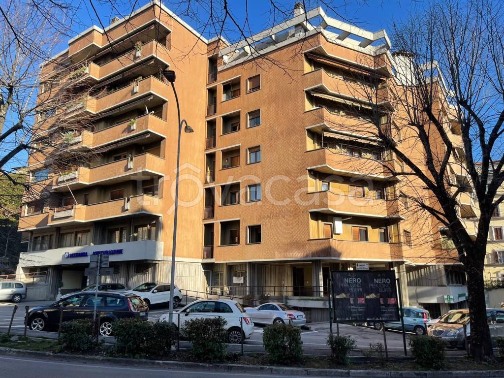 Appartamento in vendita a Perugia via 20 Settembre