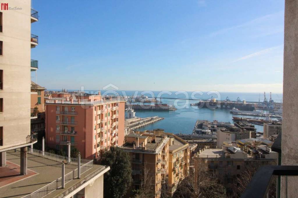 Appartamento in vendita a Genova salita San Francesco da Paola 51