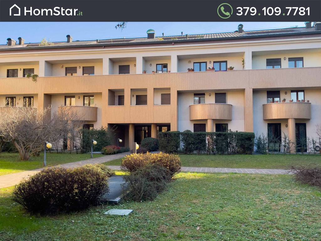 Appartamento in vendita a Monza via Giuseppe Giusti, 10
