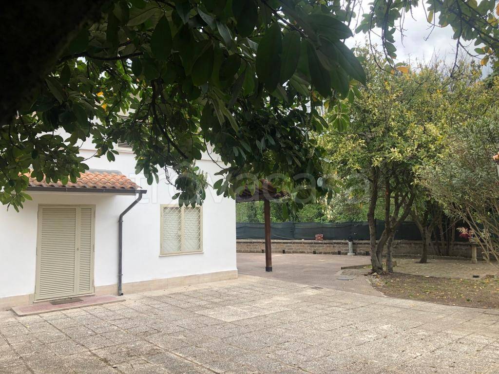 Villa in vendita a Civita Castellana via Terni