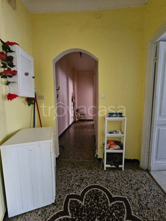 Appartamento in vendita a Genova via San Tomaso d'Aquino