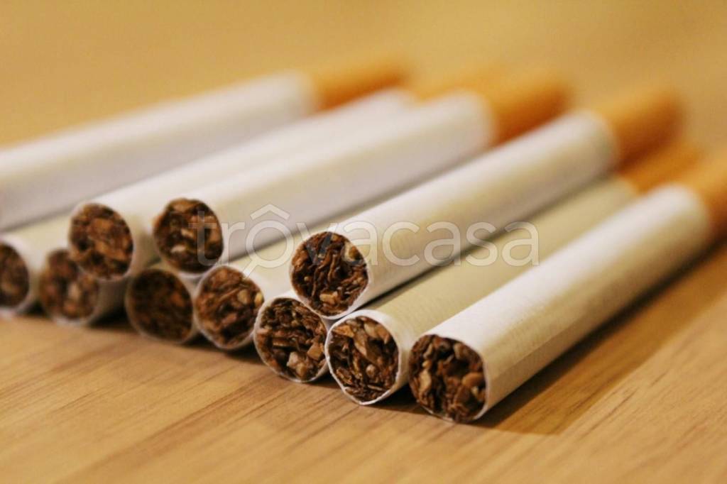Tabaccheria in vendita a Empoli piazza Don Giovanni Minzoni