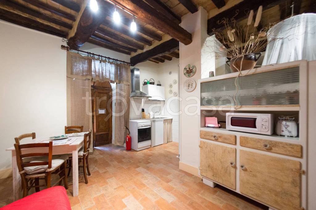 Appartamento in vendita a Sassoferrato piazza Giacomo Matteotti, 7