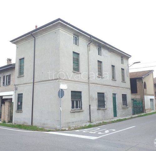Casale in vendita a Bressana Bottarone via Roma