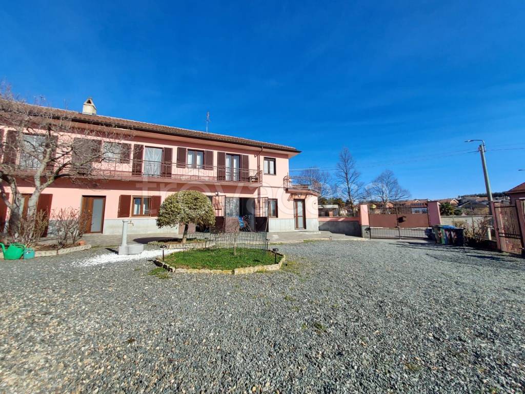 Villa Bifamiliare in vendita a Rivalta di Torino via Giuseppe Di Vittorio