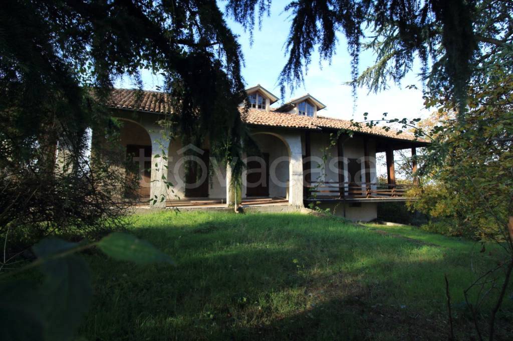 Villa in vendita a Ziano Piacentino colombaia Fugazza