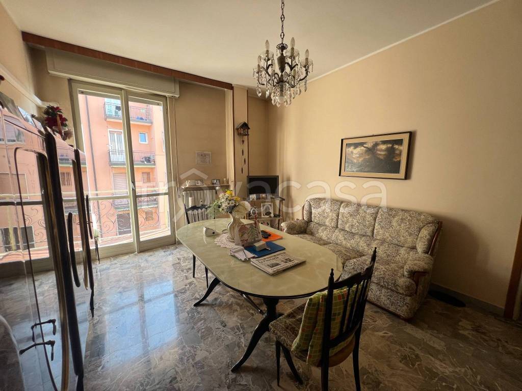 Appartamento in vendita a Cremona via Gaspare Pedone, 37