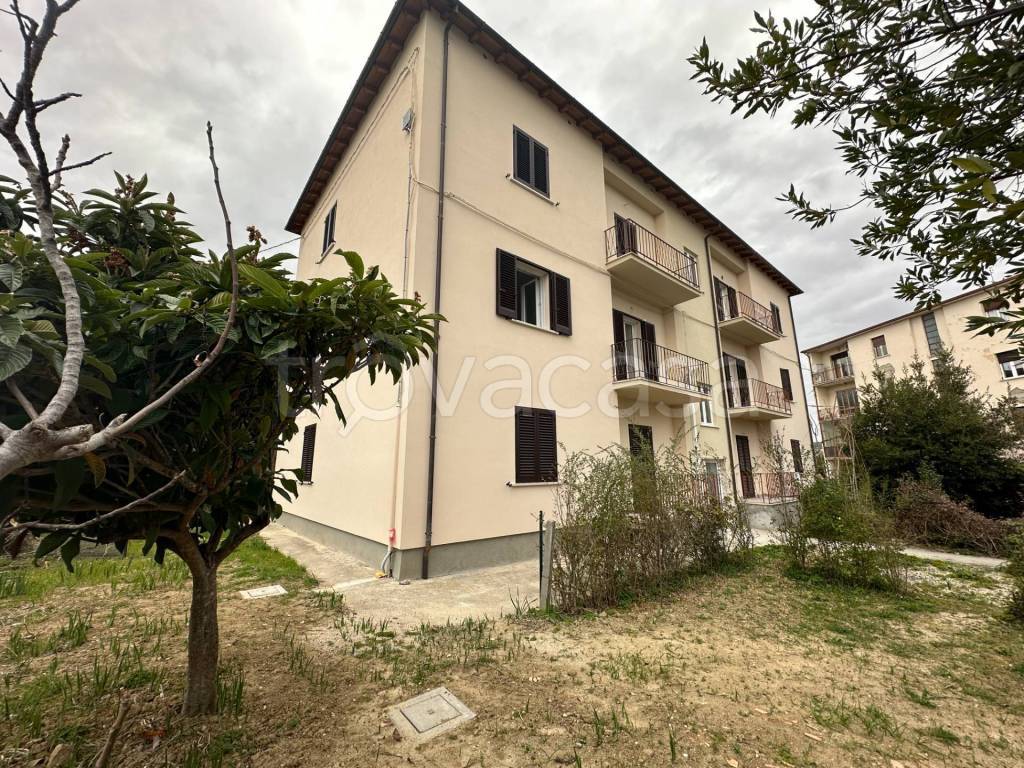 Appartamento in vendita a Torricella Sicura via Alcide De Gasperi, 101