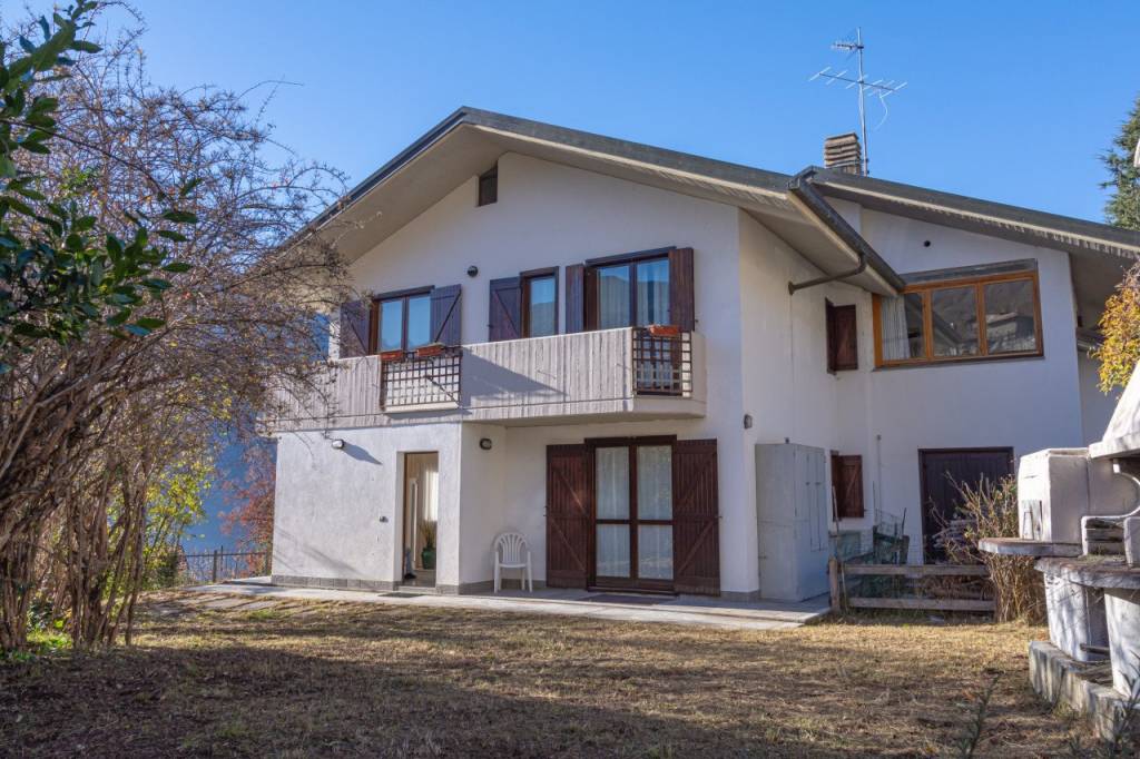 Villa in vendita a Saint-Vincent via Tromen, 23