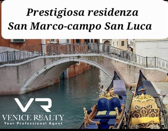 Casa Indipendente in vendita a Venezia campo San Luca