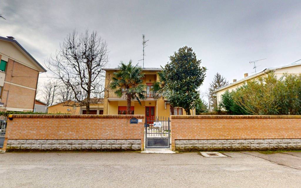 Casa Indipendente in vendita a Finale Emilia via Eugenio Curiel, Massa Finalese