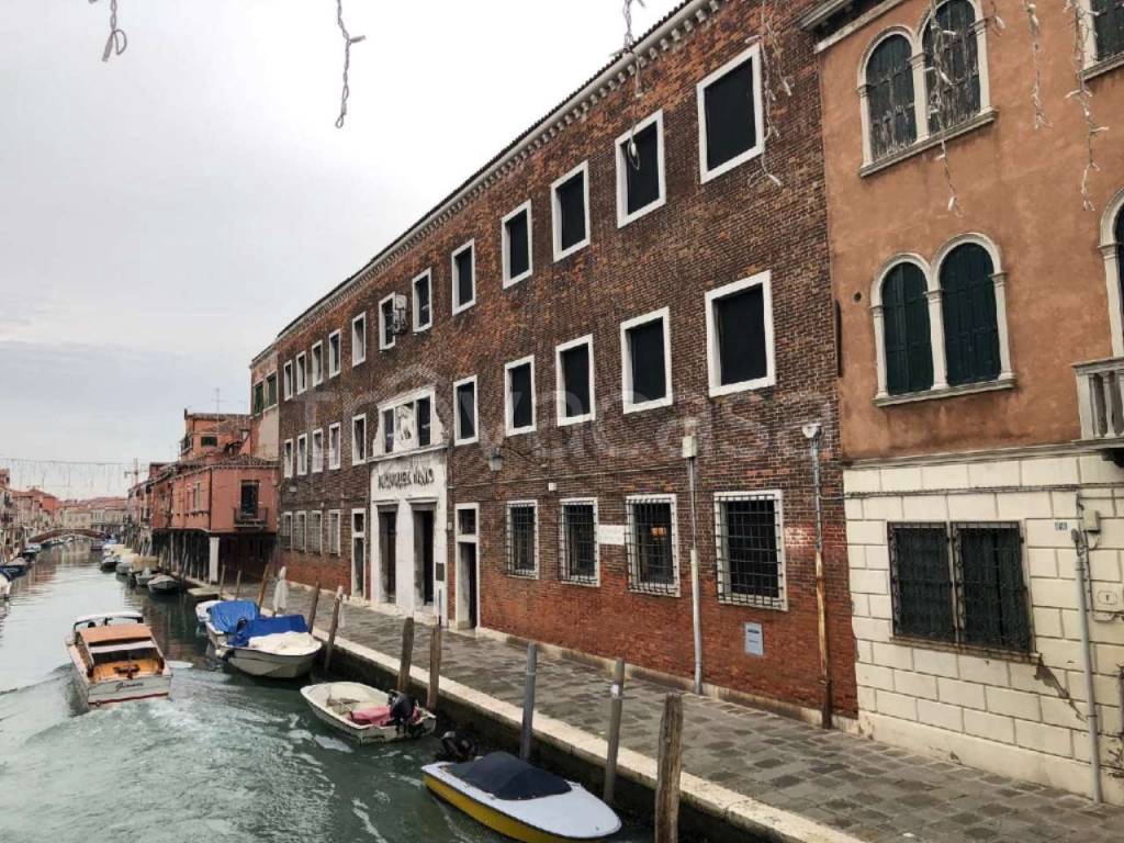 Laboratorio in vendita a Venezia fondamenta Manin