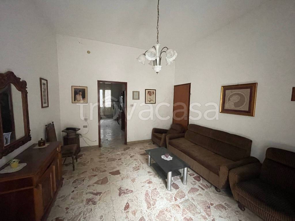 Casa Indipendente in in vendita da privato a Campobello di Licata via Camillo Benso di Cavour, 5