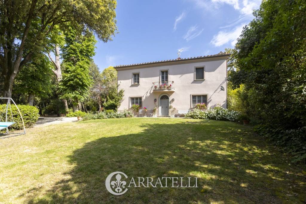 Villa in vendita a Foiano della Chiana via Arezzo, 54