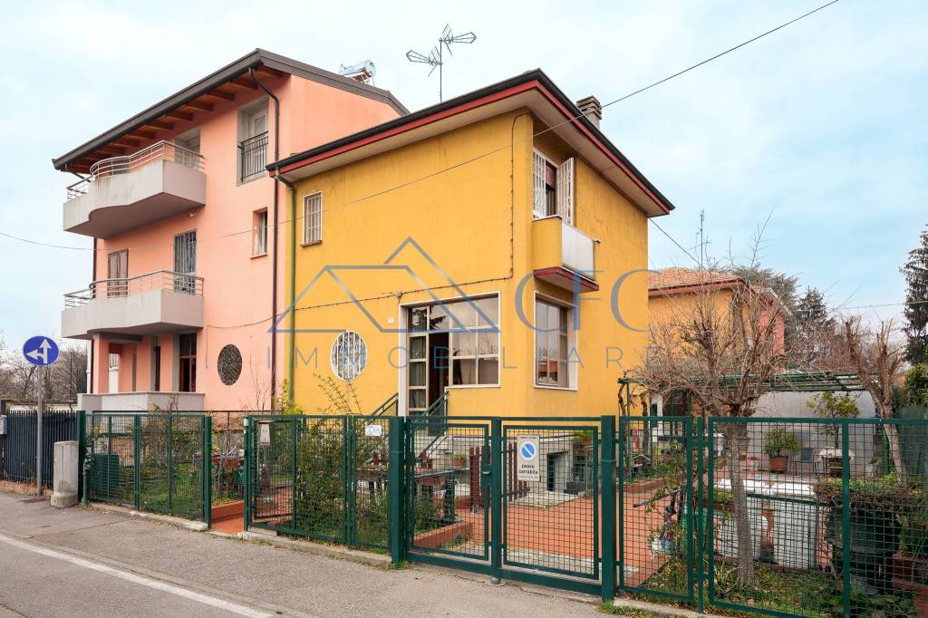 Villa a Schiera in vendita a Segrate piazza della Repubblica, 2