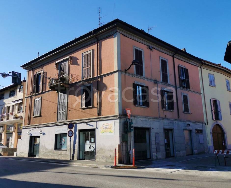 Appartamento in vendita ad Arcisate via Giacomo Matteotti, 57