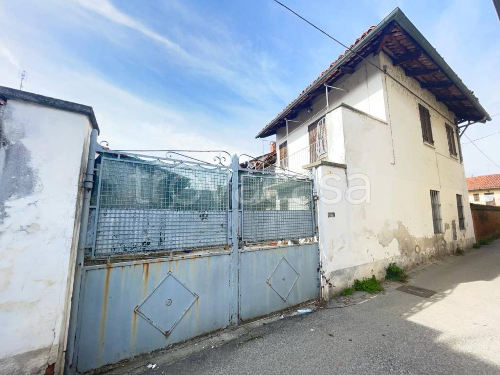 Casa Indipendente in vendita a Caramagna Piemonte vicolo San Nicola, 3