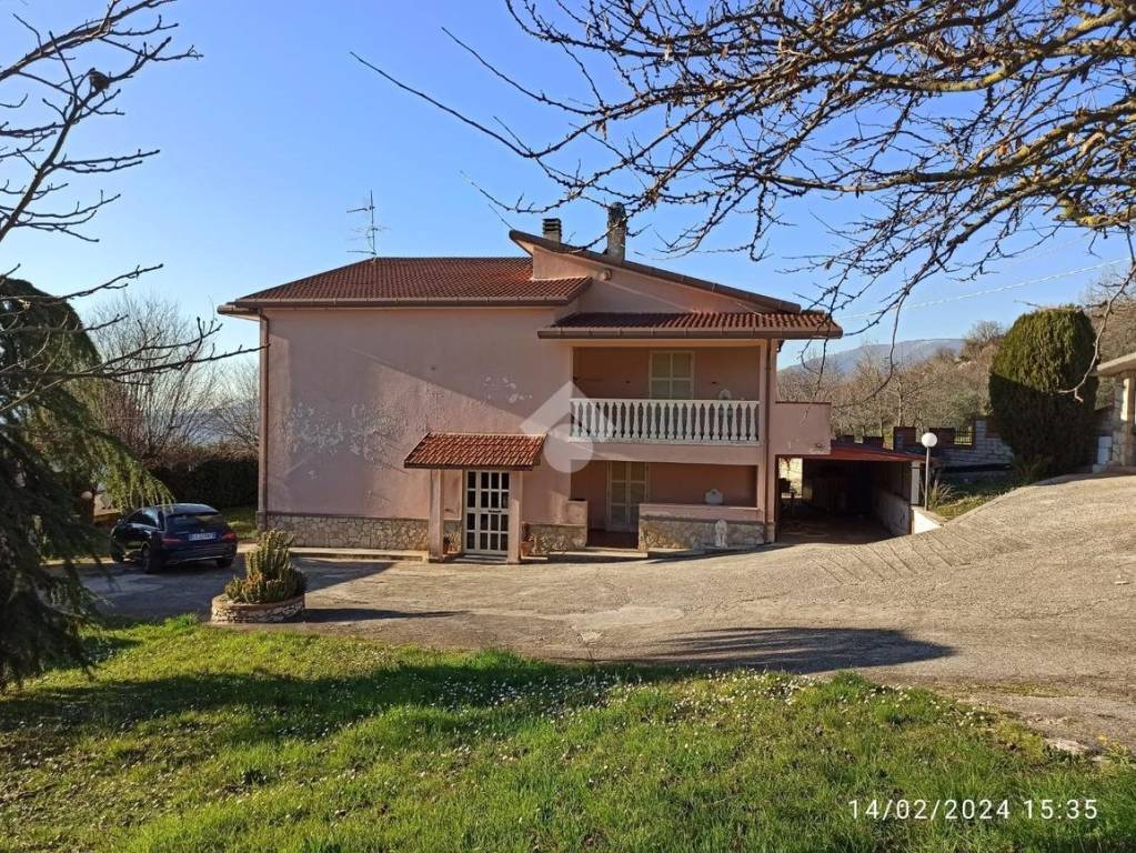 Villa in vendita ad Anagni via Le Sassera, 16