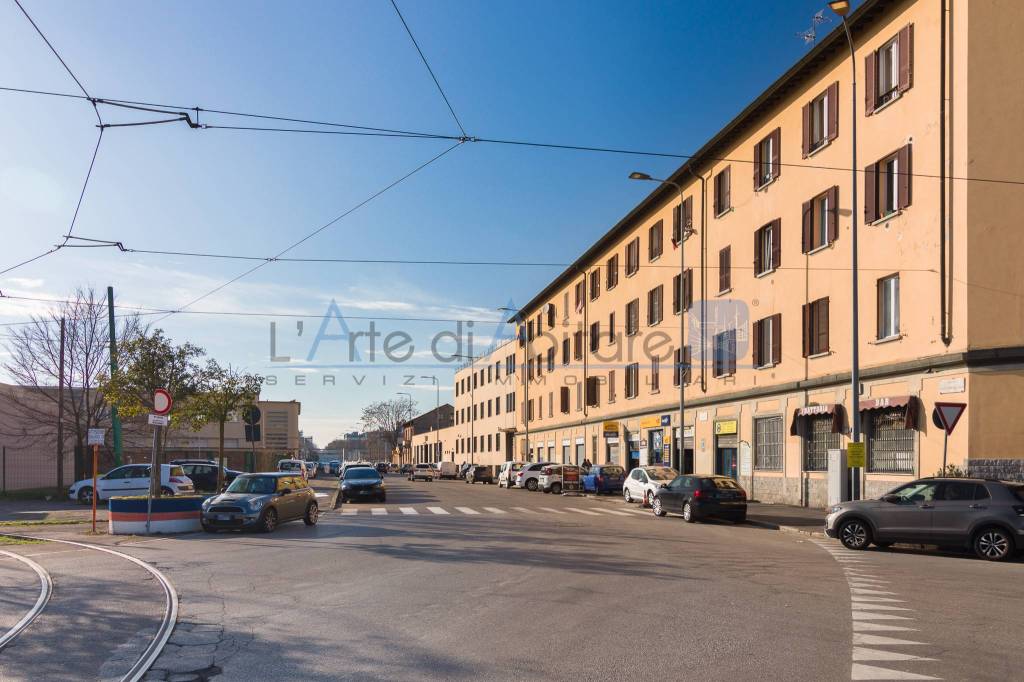 Appartamento in vendita a Milano via Varesina, 199