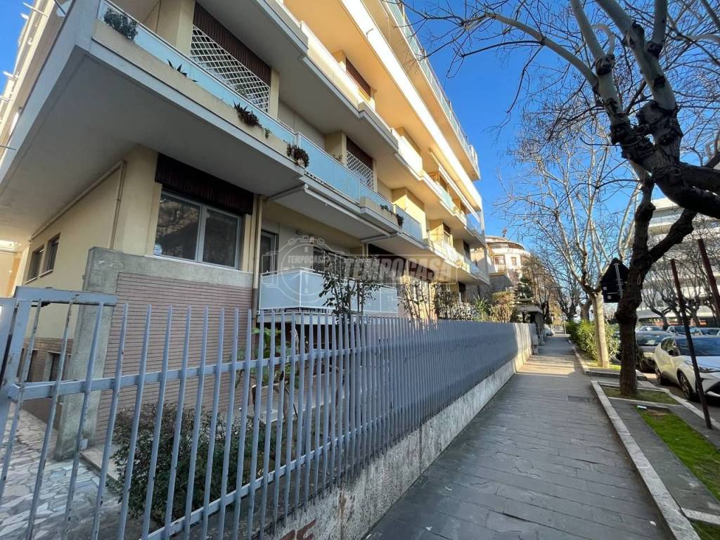 Appartamento in vendita a Pescara via Edmondo de Amicis