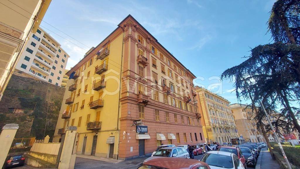 Appartamento in vendita a Genova via San Martino