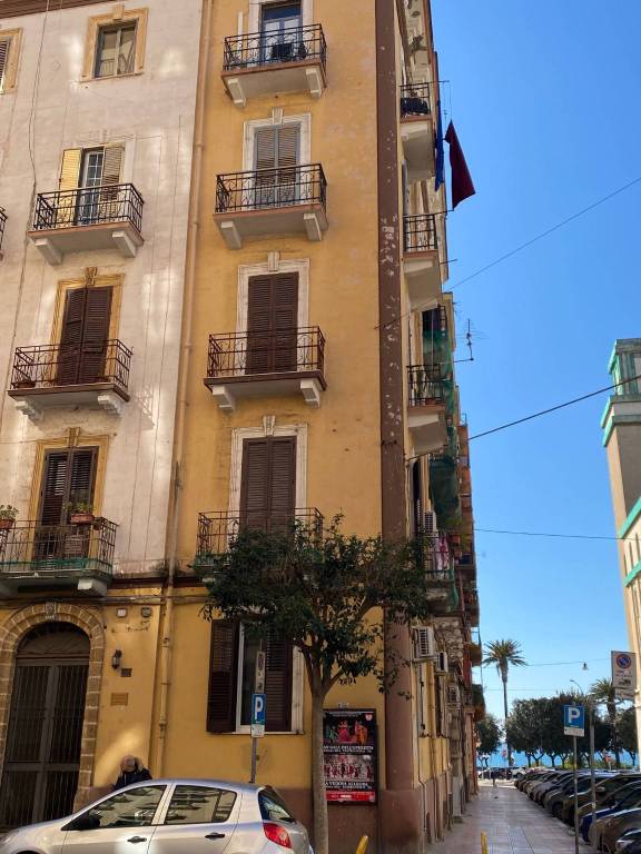 Appartamento in in vendita da privato a Taranto via Guglielmo Oberdan