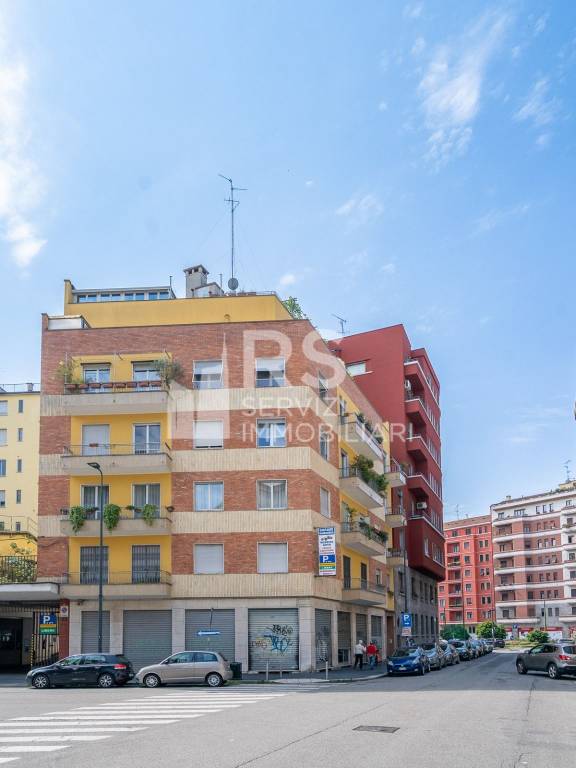 Appartamento in affitto a Milano via Montepulciano